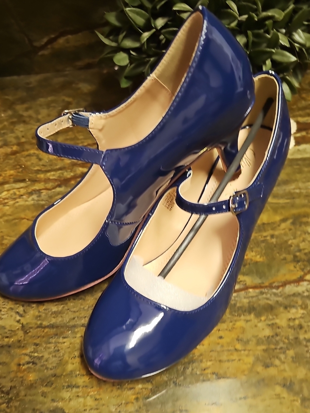 Patent Classic Mary Jane Heels in Deep Navy Blue Size 9